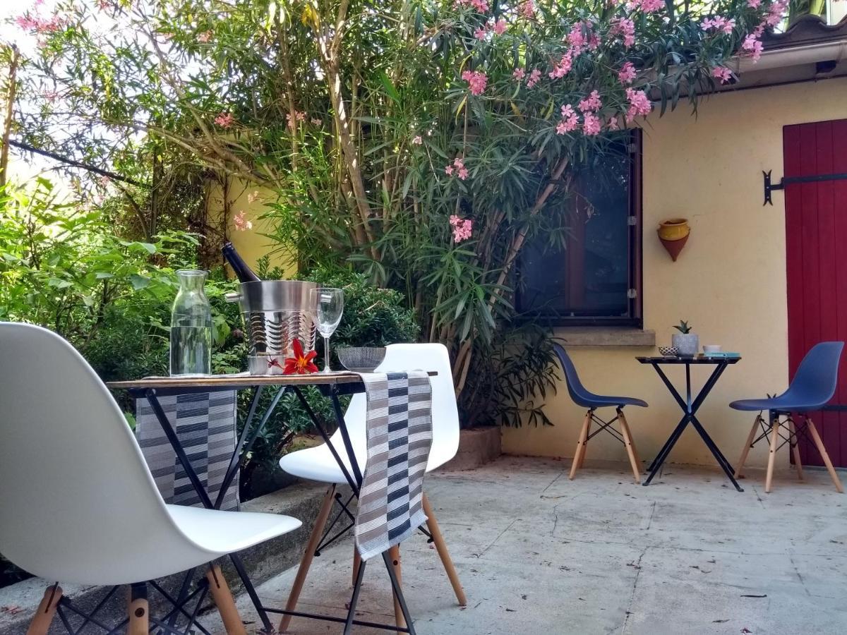 Number15 Guesthouse قرقشونه المظهر الخارجي الصورة